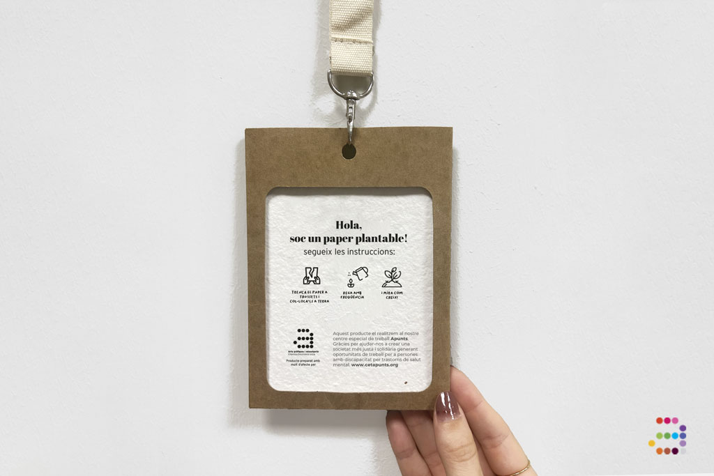 Acreditaciones con funda kraft y papel de semillas - Imagen 2