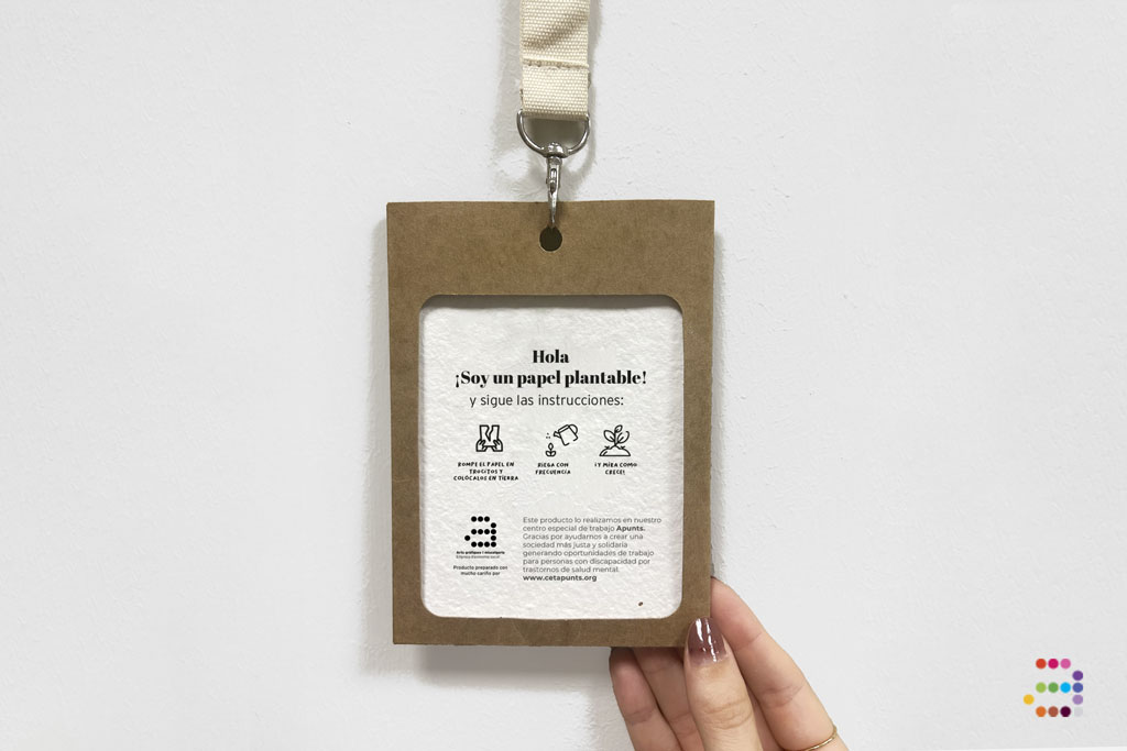 Acreditaciones con funda kraft y papel de semillas - Imagen 5